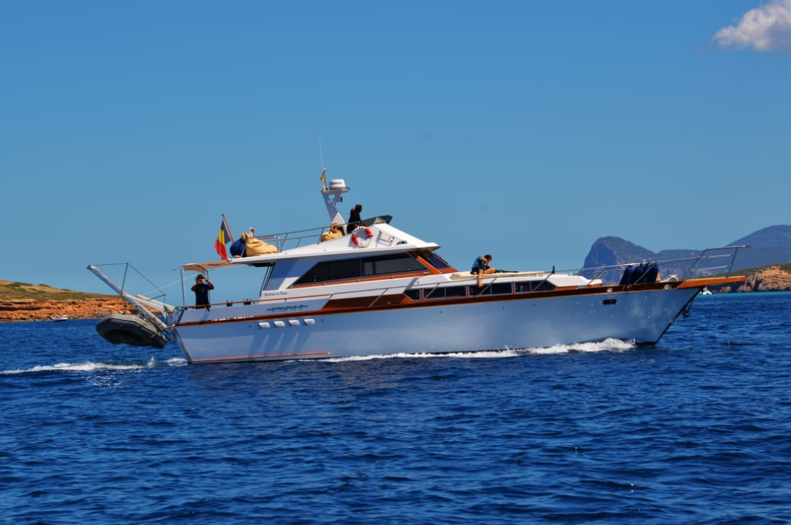 Ibiza private yacht